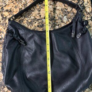 KENNETH COLE REACTION SOFT LEATHER HOBO SHOULDER BAG